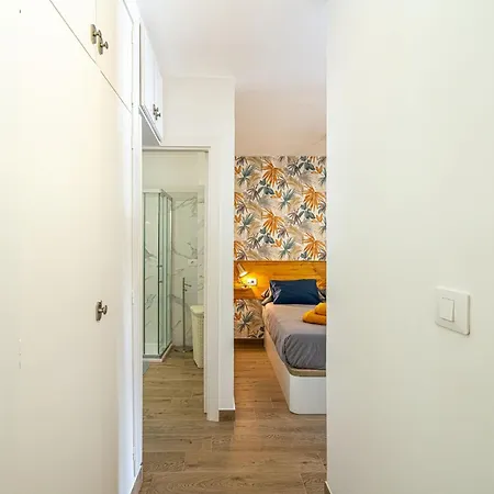 El Pisito Precioso Apartment *